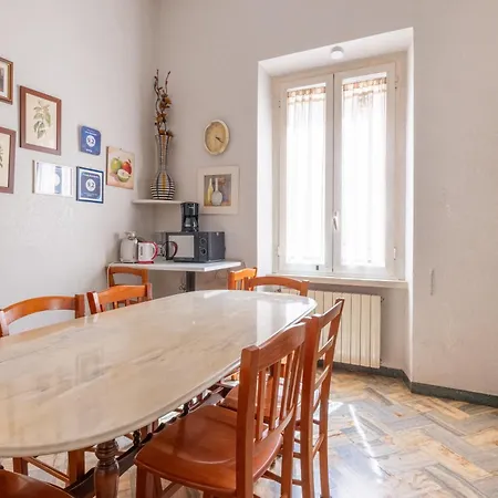 House Montebello Roma