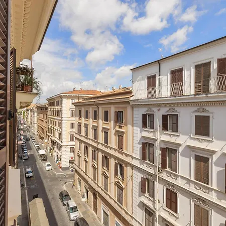 하우스 몬테벨로 *